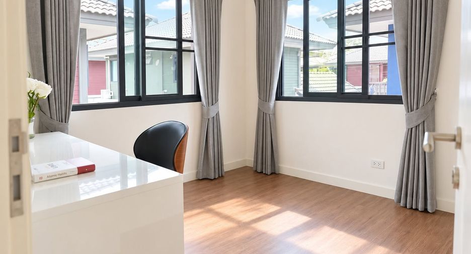 Casa en alquiler de 4 habitaciones en Mae Rim, Chiang Mai