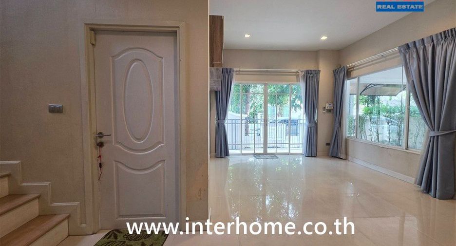 Haus zum Kauf mit 3 Zimmer in Min Buri, Bangkok