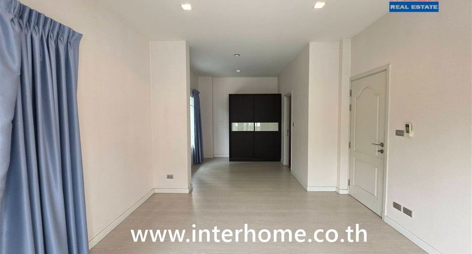 Haus zum Kauf mit 3 Zimmer in Min Buri, Bangkok