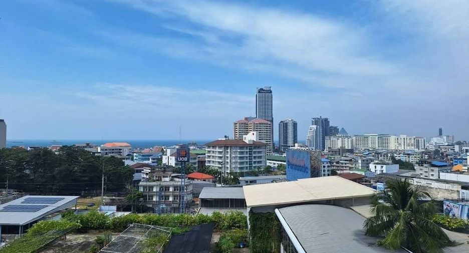 For sale 1 bed condo in Si Racha, Chonburi
