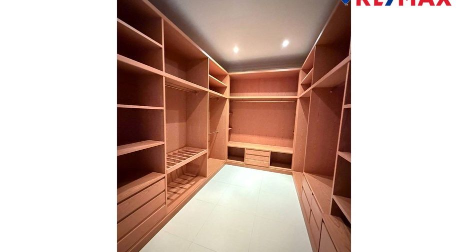 ขาย 4 ห้องนอน บ้านเดี่ยว ใน บางละมุง, ชลบุรี