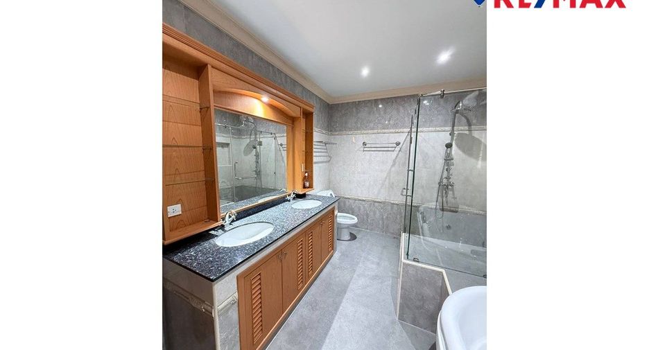 ขาย 4 ห้องนอน บ้านเดี่ยว ใน บางละมุง, ชลบุรี