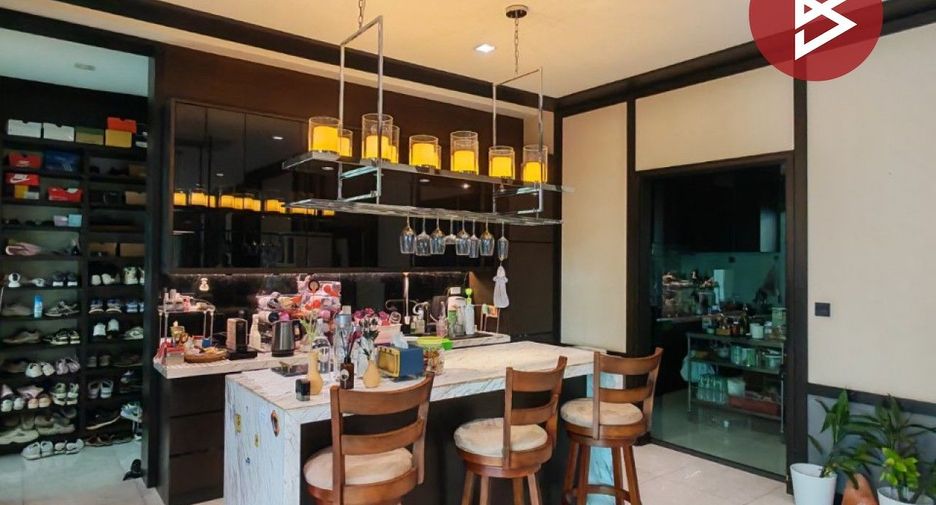 For sale 5 bedrooms house in Bang Kruai, Nonthaburi