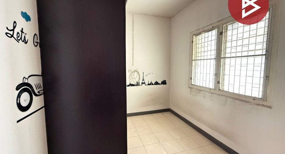 For sale 2 bedrooms condo in Nakhon Chai Si, Nakhon Pathom