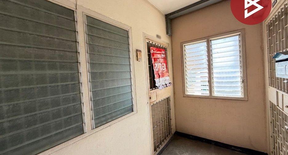 For sale 2 bedrooms condo in Nakhon Chai Si, Nakhon Pathom