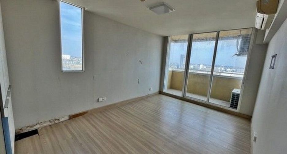 Wohnung zum Kauf mit 2 Zimmer in Pak Kret, Nonthaburi