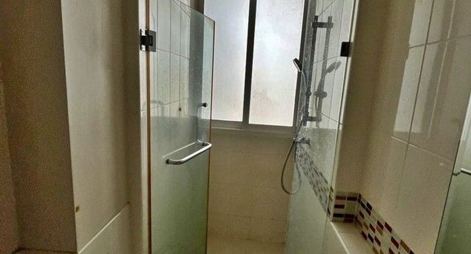 Wohnung zum Kauf mit 2 Zimmer in Pak Kret, Nonthaburi