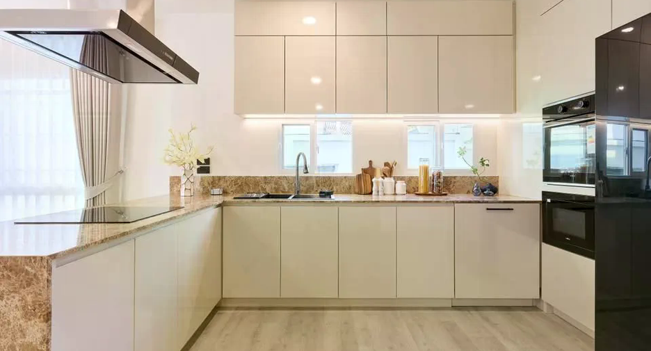 出售 4 卧室 别墅 在 Mueang Chiang Mai, Chiang Mai
