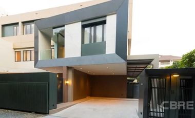 Casa en venta de 4 habitaciones en Suan Luang, Bangkok