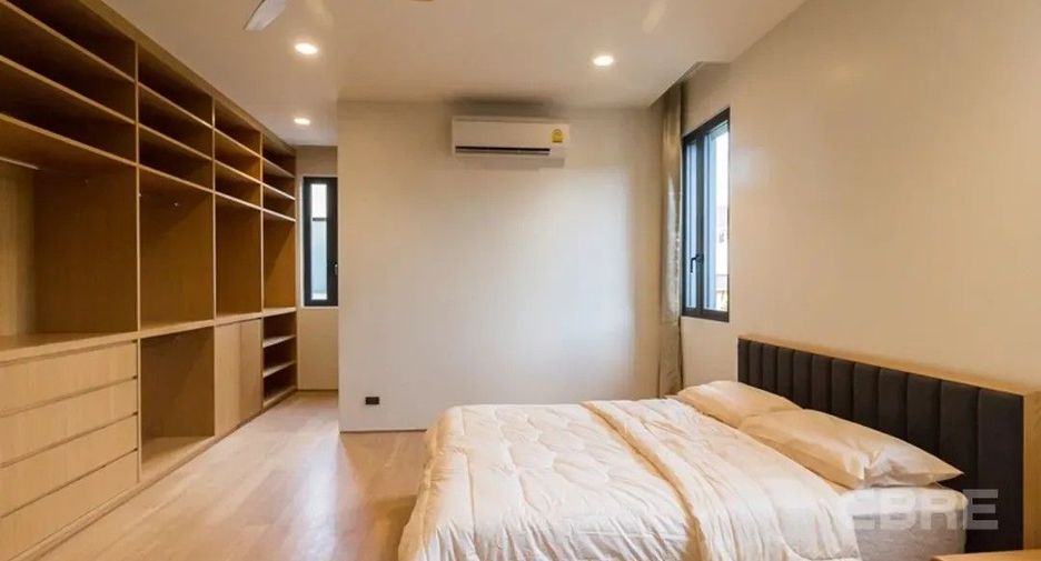 Casa en venta de 4 habitaciones en Suan Luang, Bangkok