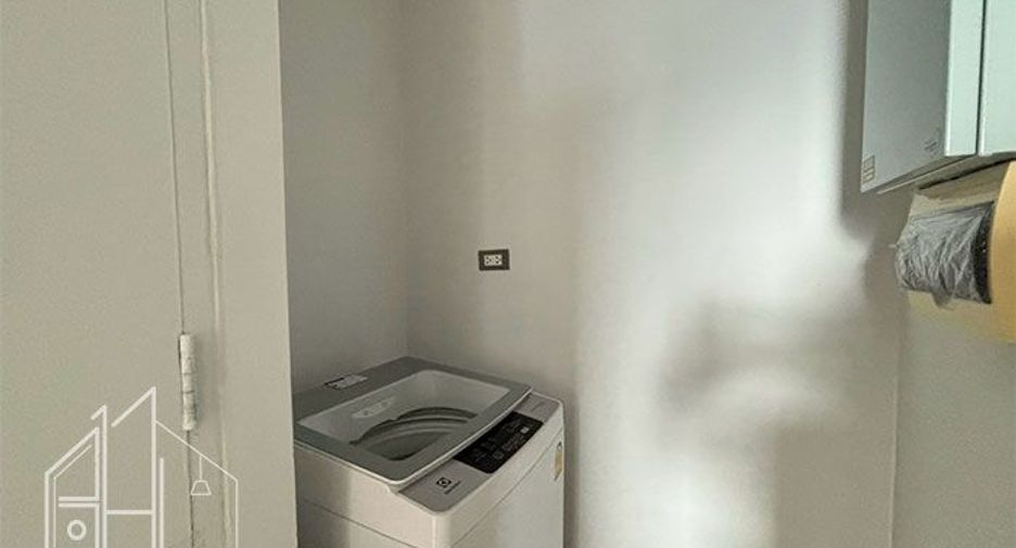 Wohnung zur Miete mit 2 Zimmer in Khlong Toei, Bangkok