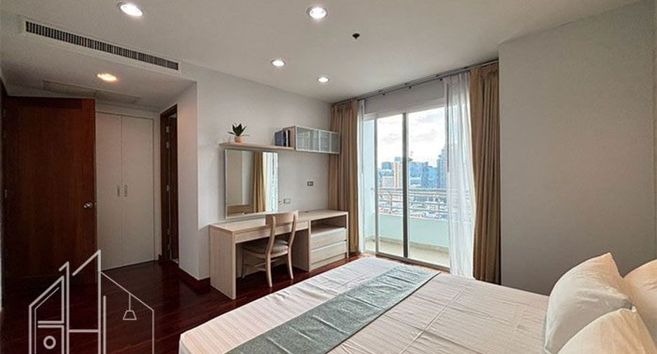 Wohnung zur Miete mit 2 Zimmer in Khlong Toei, Bangkok