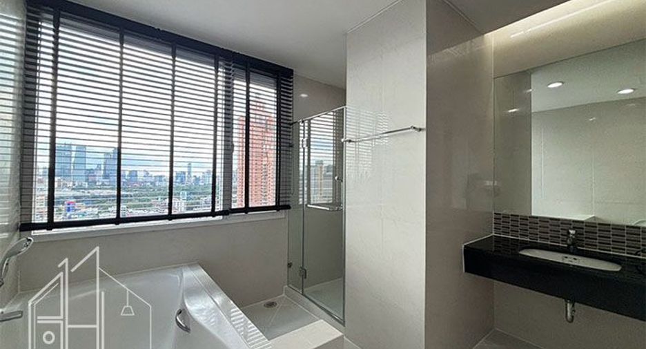 Wohnung zur Miete mit 2 Zimmer in Khlong Toei, Bangkok