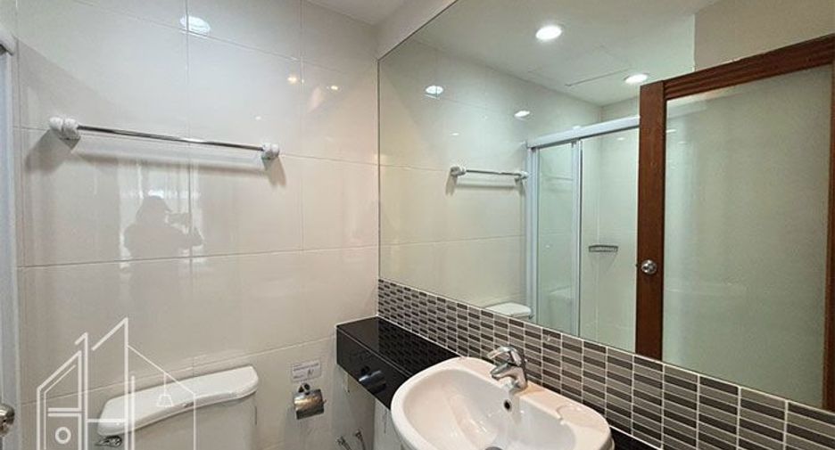 Wohnung zur Miete mit 2 Zimmer in Khlong Toei, Bangkok