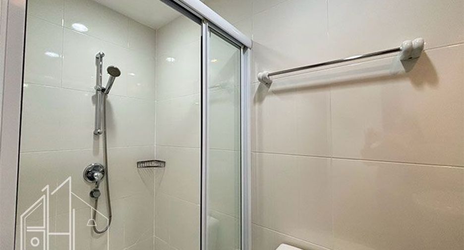Wohnung zur Miete mit 2 Zimmer in Khlong Toei, Bangkok