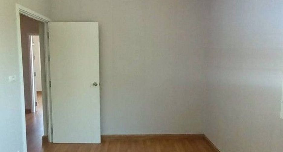 Casa adosada en venta de 1 habitaciones en Bang Bua Thong, Nonthaburi