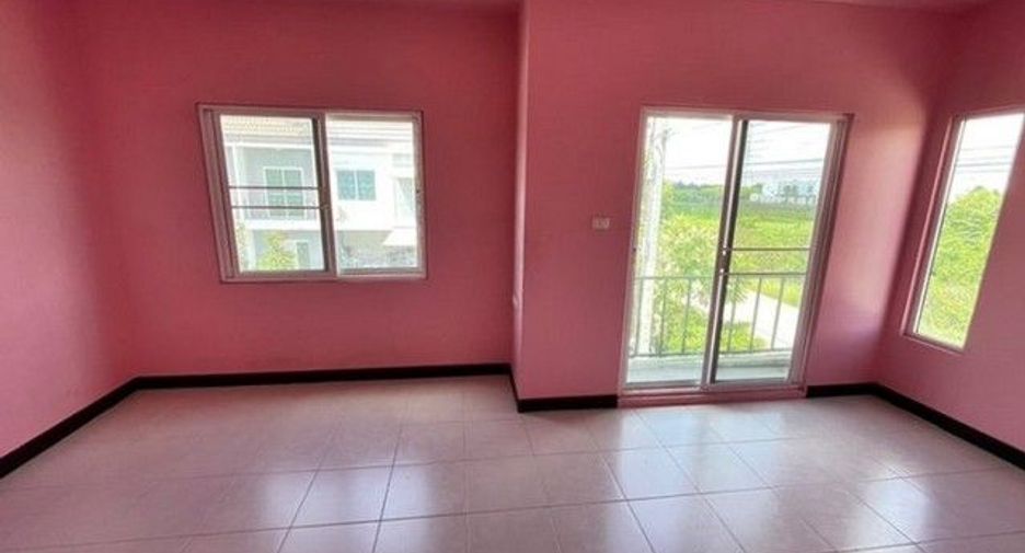 Casa adosada en venta de 1 habitaciones en Bang Bua Thong, Nonthaburi