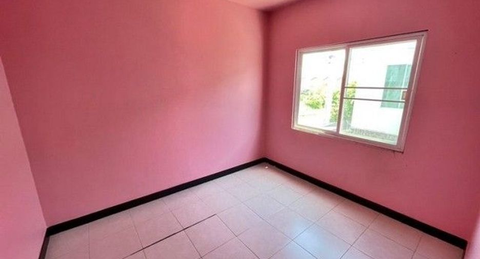 Casa adosada en venta de 1 habitaciones en Bang Bua Thong, Nonthaburi