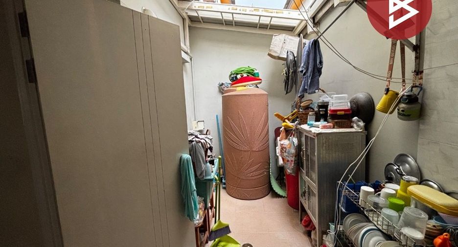 Reihenhaus zum Kauf mit 4 Zimmer in Rat Burana, Bangkok