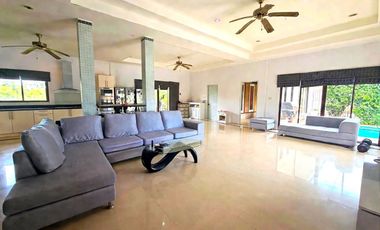 Villa en venta de 2 habitaciones en Huay Yai, Pattaya