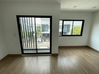 Casa adosada en venta de 1 habitaciones en Bang Bua Thong, Nonthaburi
