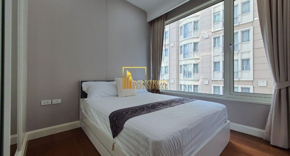 For rent 2 bedrooms condo in Pathum Wan, Bangkok