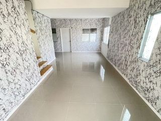 Casa adosada en venta de 1 habitaciones en Bang Bua Thong, Nonthaburi