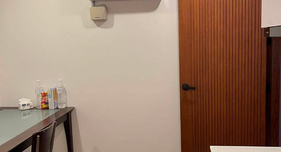 For rent 1 bed condo in Bang Rak, Bangkok