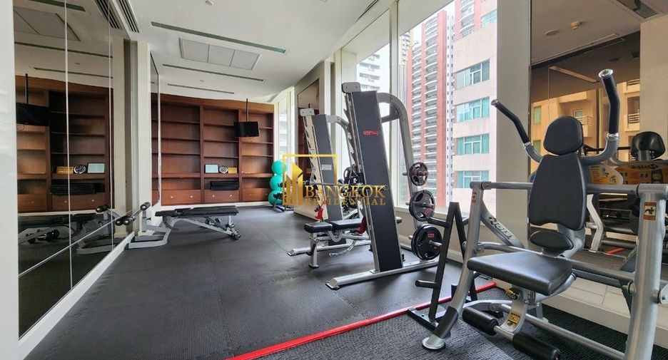 For rent 2 bedrooms condo in Pathum Wan, Bangkok