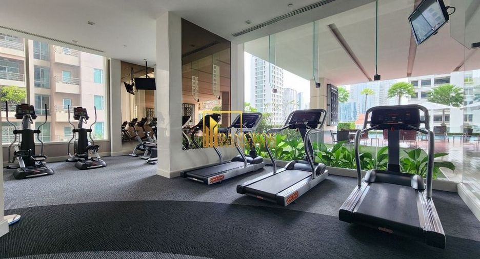 For rent 2 bedrooms condo in Pathum Wan, Bangkok