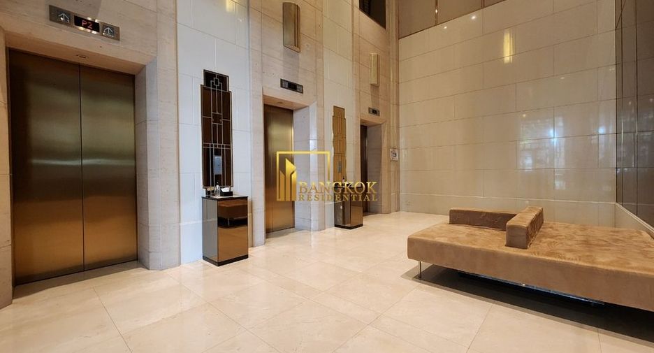 For rent 2 bedrooms condo in Pathum Wan, Bangkok