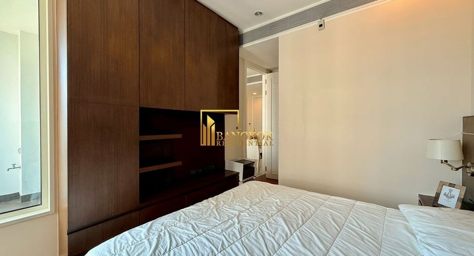 For rent 2 bedrooms condo in Pathum Wan, Bangkok