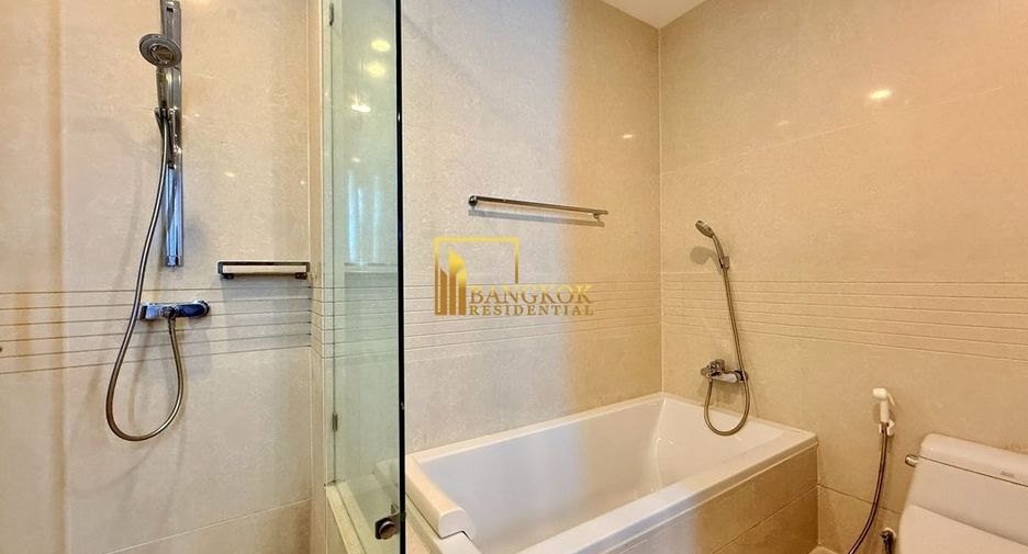 For rent 2 bedrooms condo in Pathum Wan, Bangkok