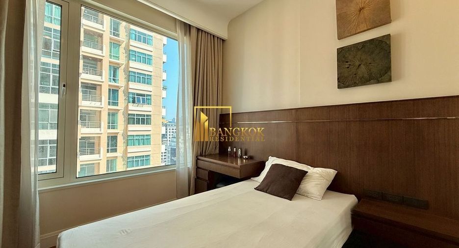 For rent 2 bedrooms condo in Pathum Wan, Bangkok