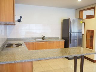 Apartamento en alquiler de 2 habitaciones en Pathum Wan, Bangkok