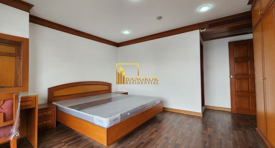 ให้เช่า 3 ห้องนอน คอนโด ใน วัฒนา, กรุงเทพฯ