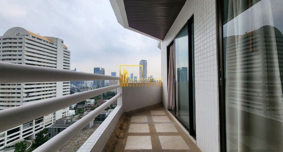 ให้เช่า 3 ห้องนอน คอนโด ใน วัฒนา, กรุงเทพฯ