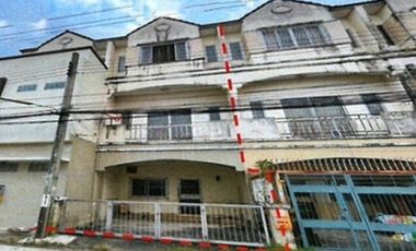 Casa adosada en venta de 1 habitaciones en Bang Bua Thong, Nonthaburi