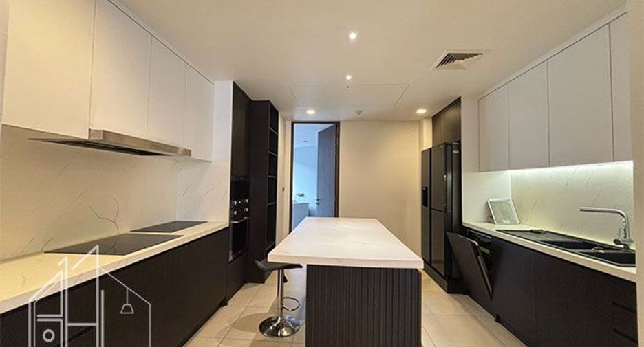 Wohnung zur Miete mit 3 Zimmer in Khlong Toei, Bangkok