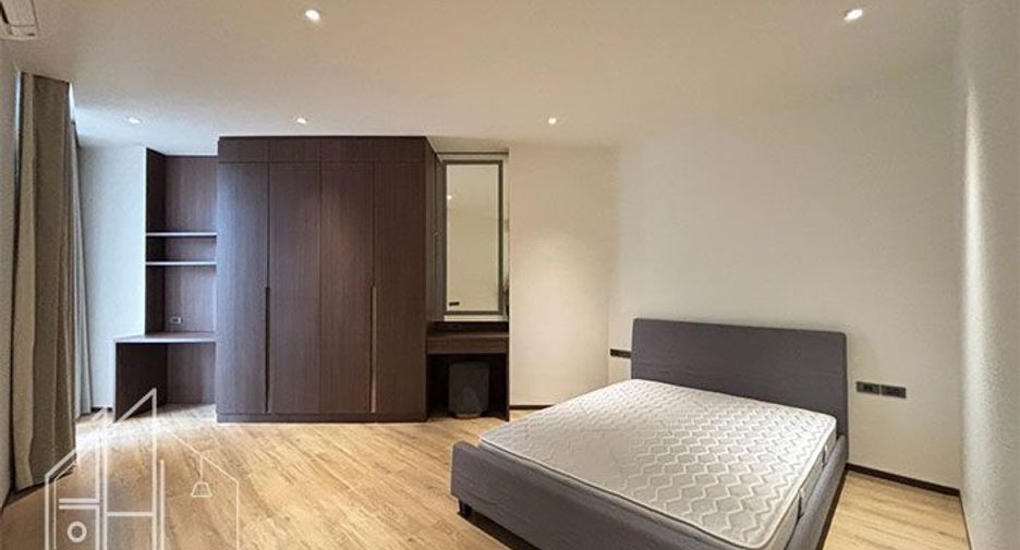 Wohnung zur Miete mit 3 Zimmer in Khlong Toei, Bangkok