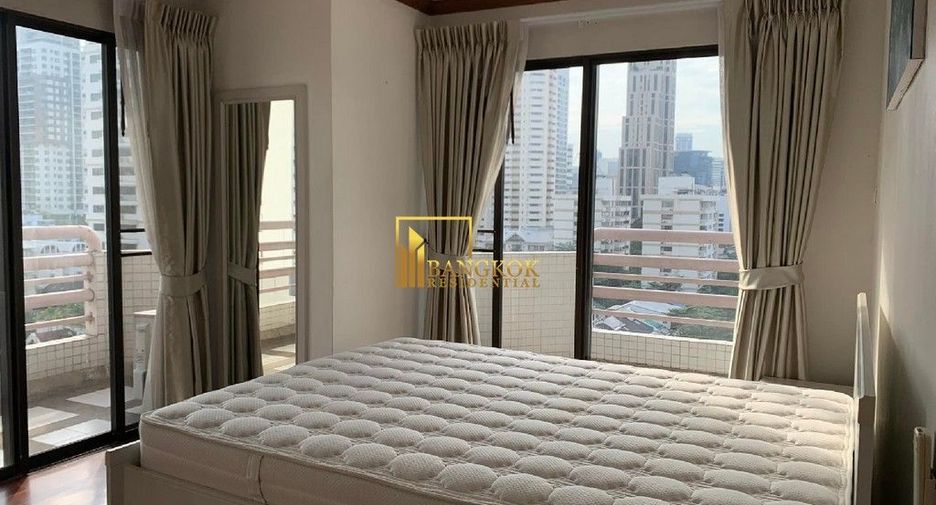 Condo en alquiler de 3 habitaciones en Watthana, Bangkok