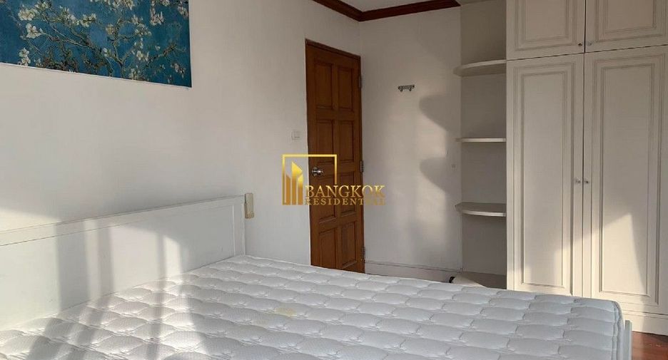 Condo en alquiler de 3 habitaciones en Watthana, Bangkok