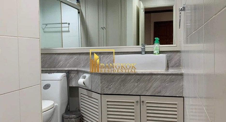 Condo en alquiler de 3 habitaciones en Watthana, Bangkok