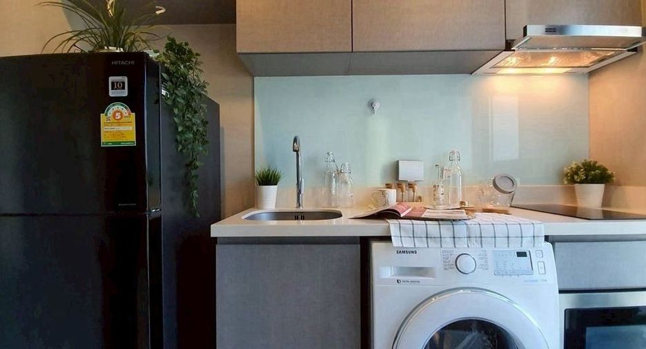 À louer et à vendre 1 chambre condo à Khlong Toei, Bangkok