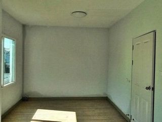 Продажа 1 кровать таунхаус в Sai Noi, Нонтабури