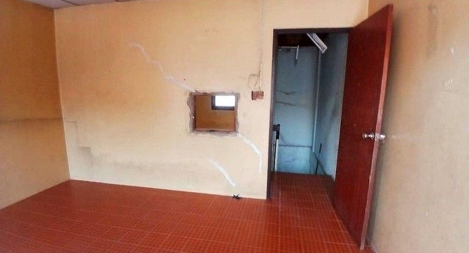 Casa adosada en venta de 1 habitaciones en Bang Bua Thong, Nonthaburi