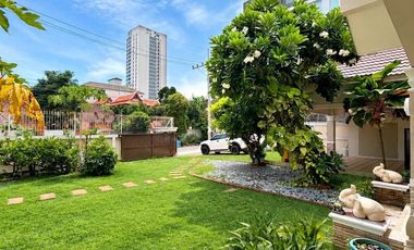 Villa zum Kauf mit 4 Zimmer in Bang Lamung, Chonburi