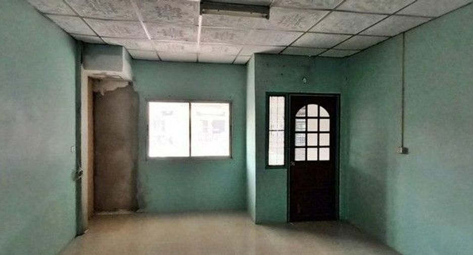 Casa adosada en venta de 1 habitaciones en Bang Bua Thong, Nonthaburi