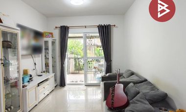 Продажа 3 спальни таунхаус в Sam Phran, Накхонпатхом