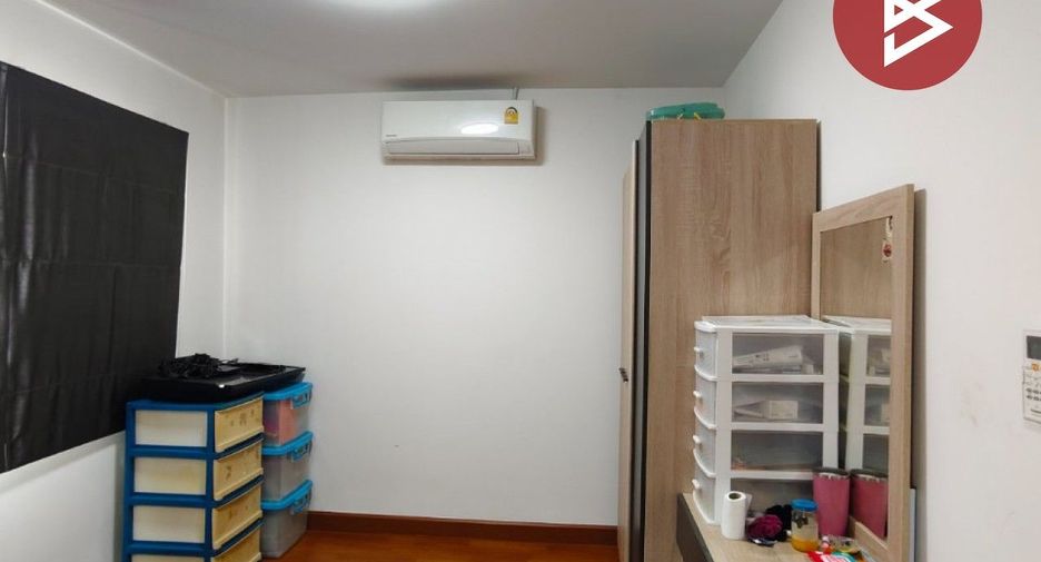 Продажа 3 спальни таунхаус в Sam Phran, Накхонпатхом